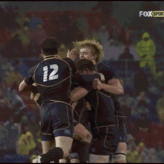 Loạt khoảnh khắc “thốn đến tận rốn” ảnh 4