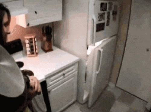 Chưa kịp dọa bạn gái đã thấy cả trời sao.