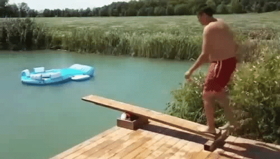 Chỉ là đen thôi.