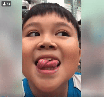 Bạn ấy giỏi không? Bạn ấy giỏi không?