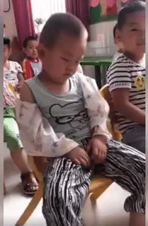 Rất có tố chất dự hội nghị. Rất có tố chất dự hội nghị.