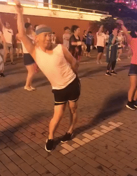 Đã vui là phải hết mình Đã vui là phải hết mình