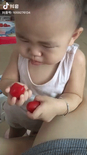 Chua thật đấy. Chua thật đấy.