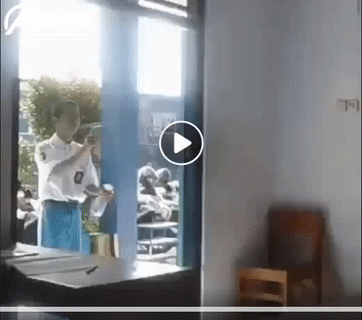 Học trò chăm ngoan của thấy đấy