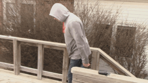 Nhảy đi bạn nước mát lắm. Nhảy đi bạn nước mát lắm.