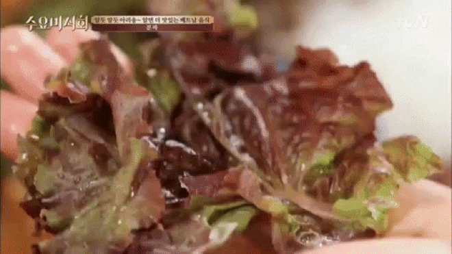 1001 "sáng kiến" cách ăn bún chả Hà Nội của sao Hàn thậm chí người Việt cũng không ngờ tới - Ảnh 4. 1001 "sáng kiến" cách ăn bún chả Hà Nội của sao Hàn thậm chí người Việt cũng không ngờ tới - Ảnh 4.