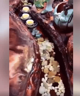 Mời các bác thưởng trà.