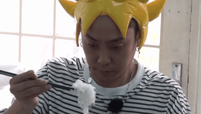 1001 "sáng kiến" cách ăn bún chả Hà Nội của sao Hàn thậm chí người Việt cũng không ngờ tới - Ảnh 9. 1001 "sáng kiến" cách ăn bún chả Hà Nội của sao Hàn thậm chí người Việt cũng không ngờ tới - Ảnh 9.