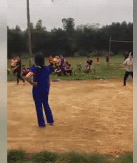 Bóng chuyền siêu cấp.