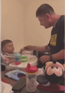 Tưởng thế nào. Tưởng thế nào.