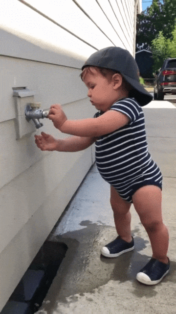 Chùm ảnh chứng minh logic của trẻ chính là "phi logic" - Ảnh 12. Chùm ảnh chứng minh logic của trẻ chính là "phi logic" - Ảnh 12.