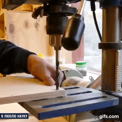 Chỉ cần vài miếng gỗ bạn có thể làm được chiếc giá sách biến hình trong nháy mắt ảnh 2 Chỉ cần vài miếng gỗ bạn có thể làm được chiếc giá sách biến hình trong nháy mắt ảnh 2