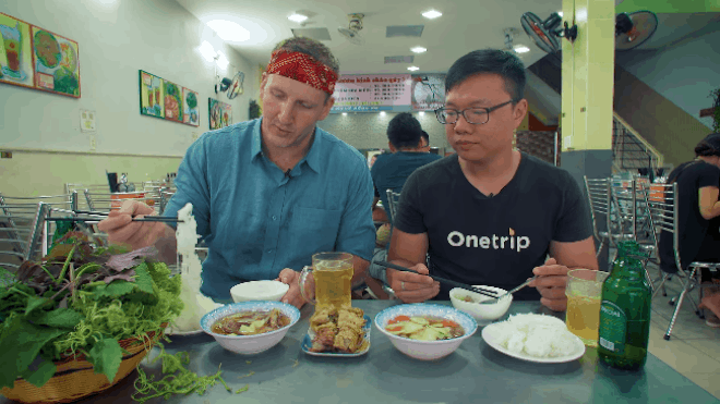 1001 "sáng kiến" cách ăn bún chả Hà Nội của sao Hàn thậm chí người Việt cũng không ngờ tới - Ảnh 11. 1001 "sáng kiến" cách ăn bún chả Hà Nội của sao Hàn thậm chí người Việt cũng không ngờ tới - Ảnh 11.