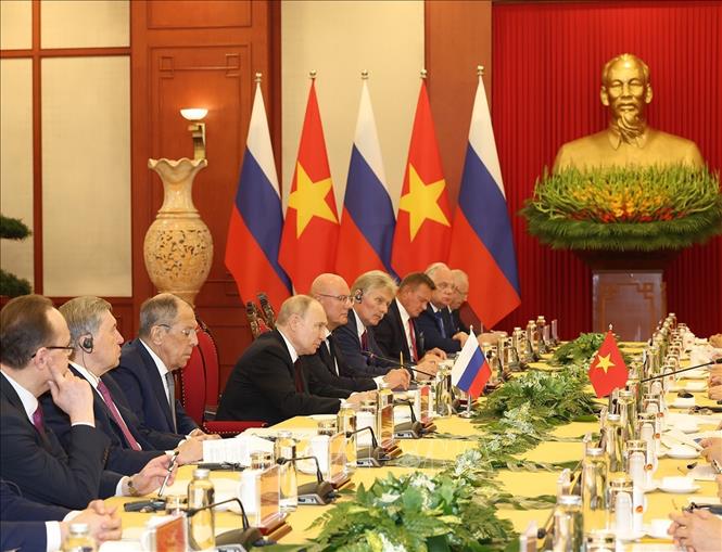 Tổng thống Liên bang Nga Vladimir Putin và Đoàn Liên bang Nga tại cuộc hội đàm với Tổng Bí thư Nguyễn Phú Trọng. Ảnh: Trí Dũng/TTXVN Tổng thống Liên bang Nga Vladimir Putin và Đoàn Liên bang Nga tại cuộc hội đàm với Tổng Bí thư Nguyễn Phú Trọng. Ảnh: Trí Dũng/TTXVN