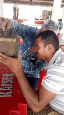 Cái tội hóng hớt Cái tội hóng hớt