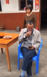 Chừa cái tội xem linh tinh. Chừa cái tội xem linh tinh.