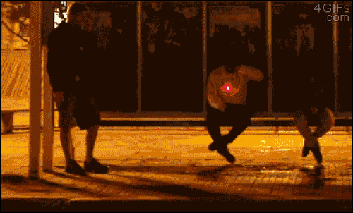 Troll kiểu này không "rớt tim" mới lạ đó.