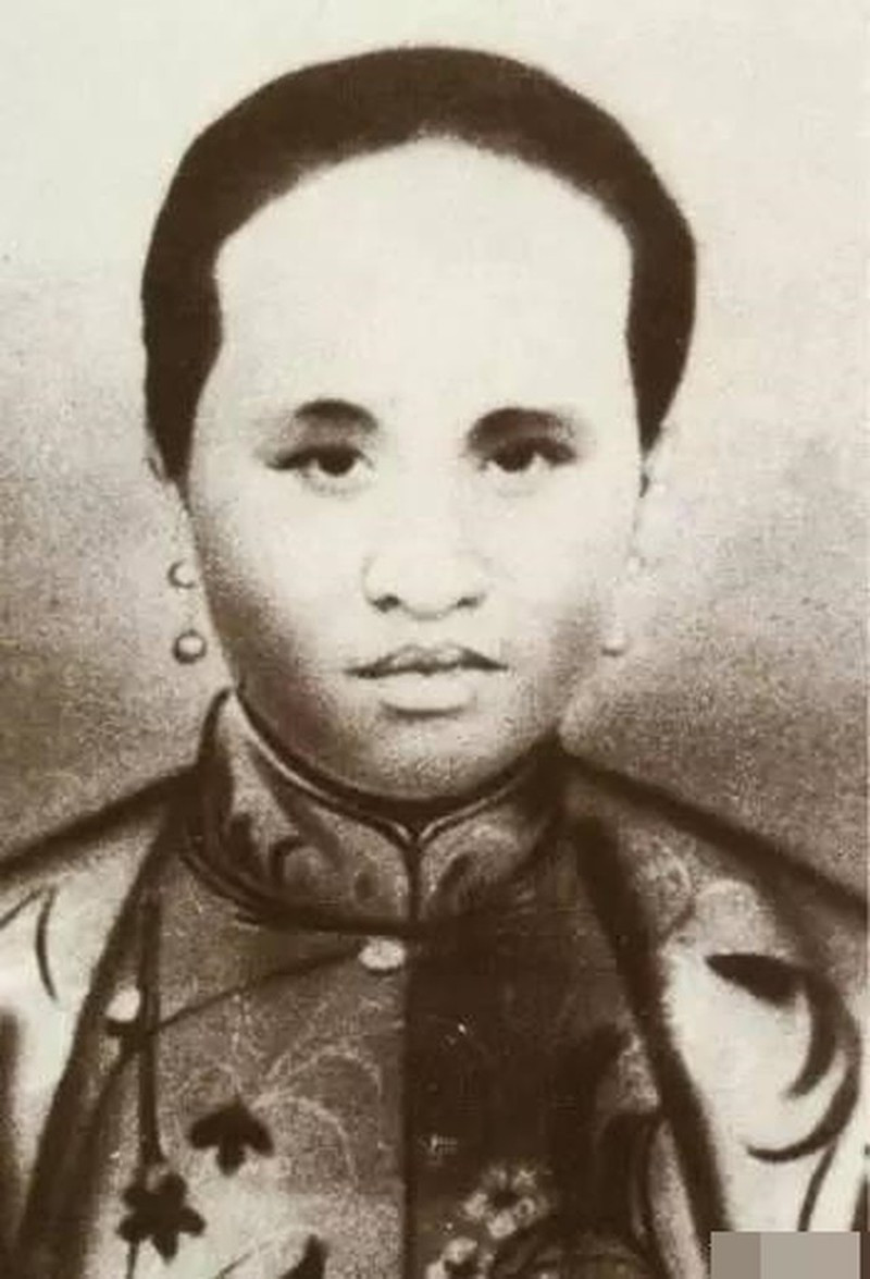 Người vợ bán máu để nuôi 6 đứa con riêng của chồng, 7 năm sau ngày bà mất, chiếc hộp được tìm thấy chứa bí mật khiến tất cả bật khóc - Ảnh 2. Người vợ bán máu để nuôi 6 đứa con riêng của chồng, 7 năm sau ngày bà mất, chiếc hộp được tìm thấy chứa bí mật khiến tất cả bật khóc - Ảnh 2.
