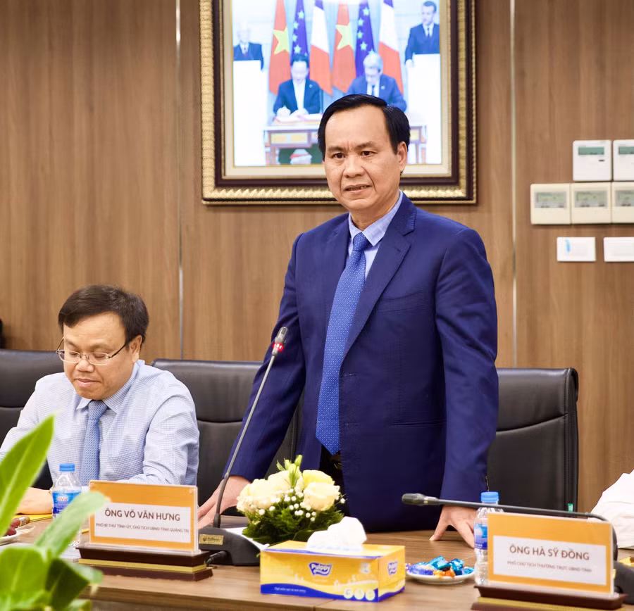 Quảng Trị trao quyết định chủ trương đầu tư dự án điện khí 2,3 tỉ USD - ảnh 5