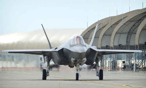 Một chiến đấu cơ F-35A tại căn cứ không quân ở Florida. Ảnh: australian aviation