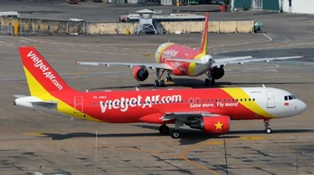 “Nói dối” không xong, Vietjet Air xin lỗi 