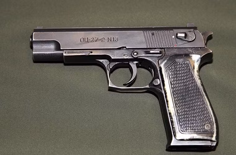 Tận mắt mẫu súng lục “khủng” của đặc nhiệm Nga