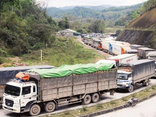 Đã có những thời điểm, mặt hàng dưa hấu ùn ứ kinh hoàng tại cửa khẩu Tân Thanh (Lạng Sơn)