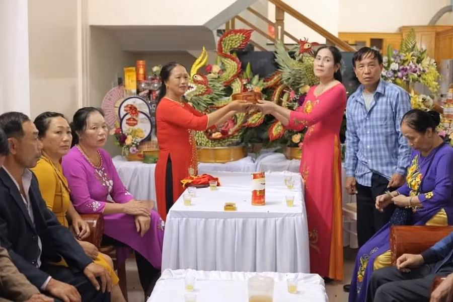 Cô dâu “dở khóc dở cười” lên mạng kêu than vì tin nhầm thợ ảnh