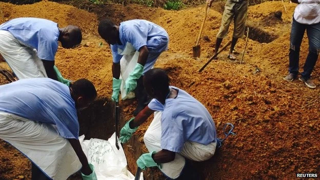 Hiện nay, virus Ebola đang lan truyền với tốc độ chóng mặt.