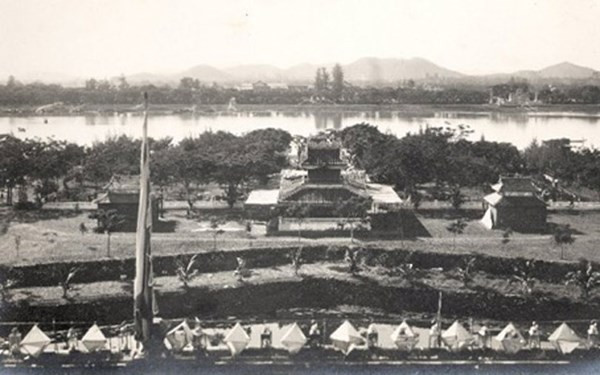 Kinh đô Phú Xuân xưa, Huế nay. Ảnh tư liệu.