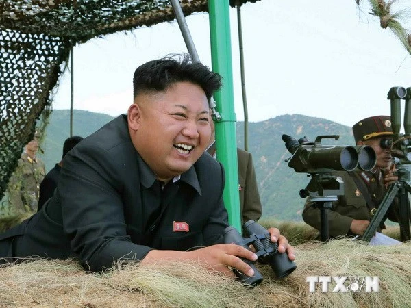 Kim Jong-un chỉ đạo bắn thử rocket chiến thuật