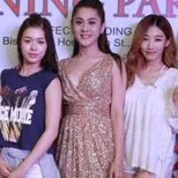 Lâm Chi Khanh trễ nải bên đàn em Hàn Quốc