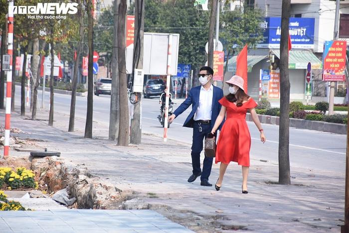 Ảnh: Chiều mùng 1 Tết vắng lặng tại tâm dịch Chí Linh - 2