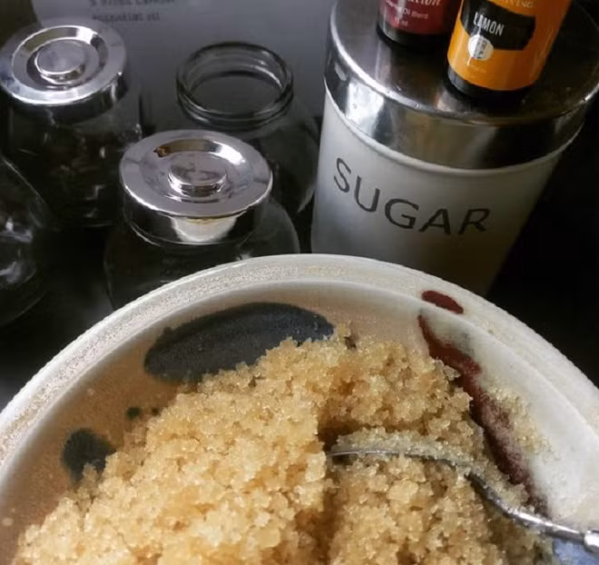 Mẹo hay giúp đôi bàn chân luôn nuột nà, hoàn hảo bất chấp giá rét - 2