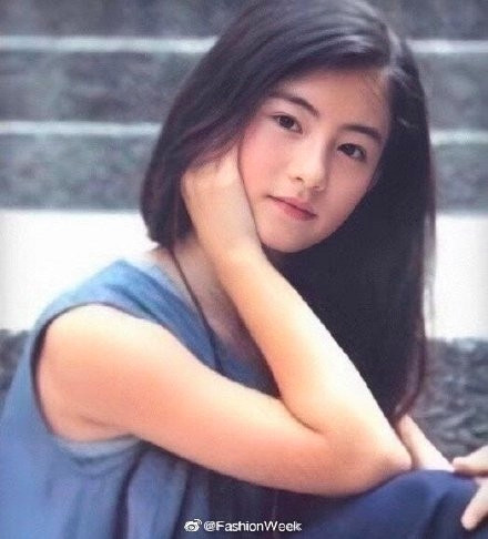Ảnh tuyệt sắc của Trương Bá Chi năm 12 tuổi gây "bão mạng" ảnh 3 Ảnh tuyệt sắc của Trương Bá Chi năm 12 tuổi gây