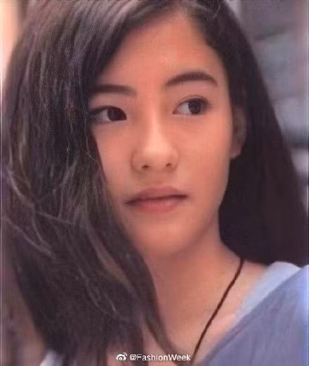 Ảnh tuyệt sắc của Trương Bá Chi năm 12 tuổi gây 