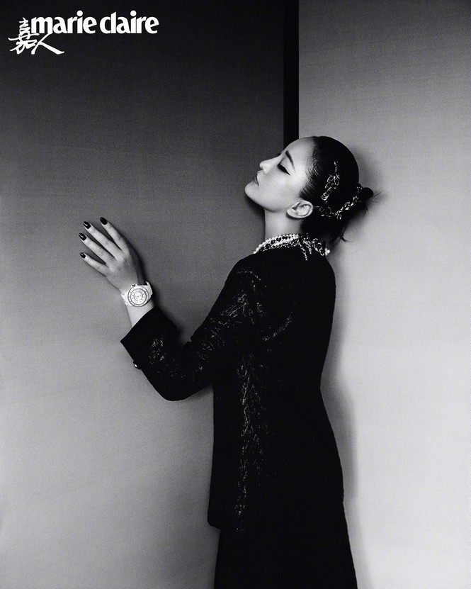 Châu Tấn gần 50 tuổi vẫn quá trẻ đẹp với thần thái mê hoặc - ảnh 13