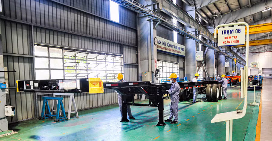 Kiểm tra hoàn thiện sản phẩm.