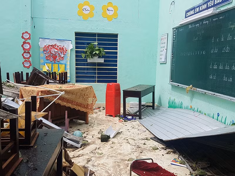 Miền Trung căng mình khắc phục hậu quả sau bão - ảnh 1