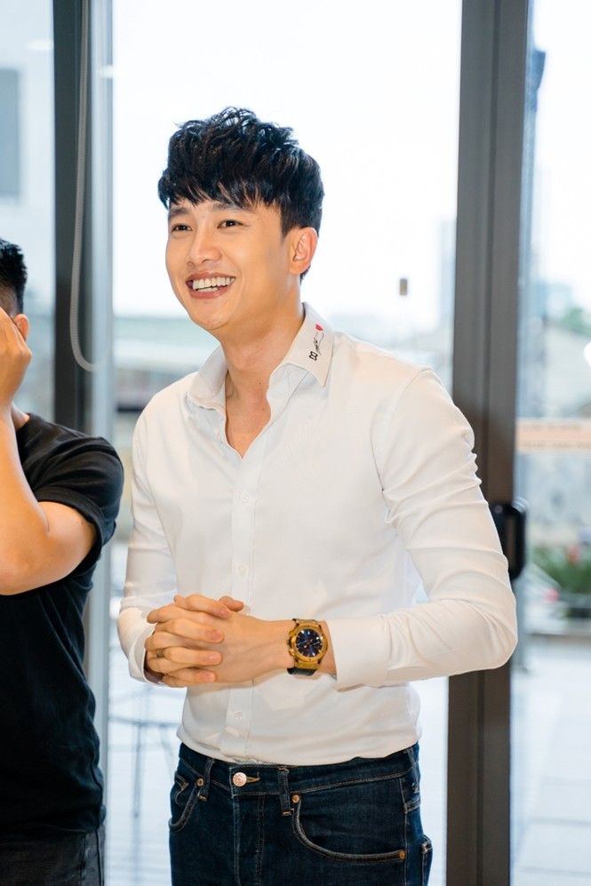 Nam diễn viên giảm 5kg so với thời gian trước dịch. Nam diễn viên giảm 5kg so với thời gian trước dịch.