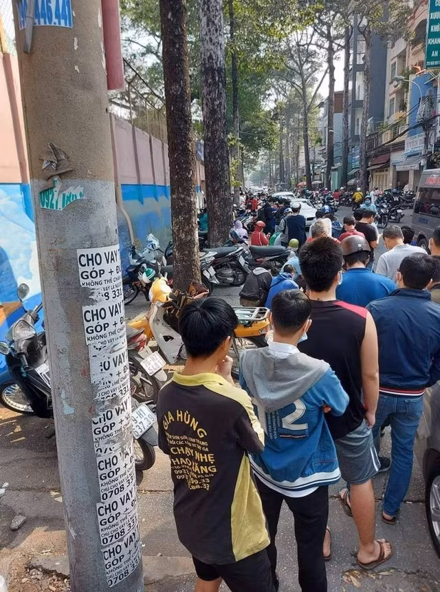 Cơn sốt vé xem Kiatisuk ở sân Thống Nhất xuất hiện trên báo Thái Lan - 2