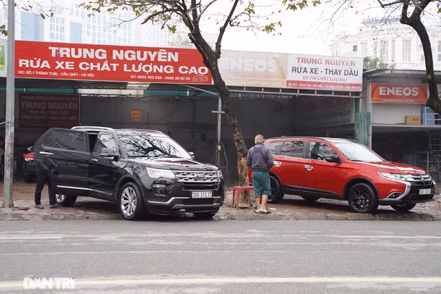 Dịch vụ rửa xe ở Hà Nội hốt bạc dịp Tết Nguyên đán, giá tăng cao gấp 4 lần - 7