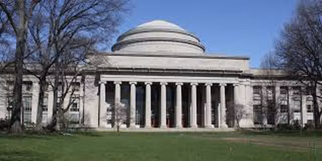 10 trường dẫn đầu bảng xếp hạng đại học tốt nhất thế giới ảnh 1