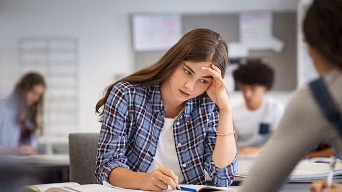 Du học sinh Australia khó kiếm việc làm.