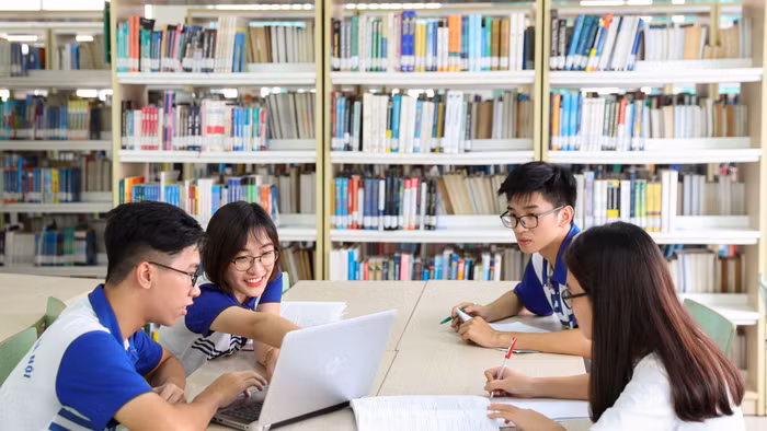 Sinh viên học tập, đọc sách tại không gian thư viện. Ảnh minh họa: INT.