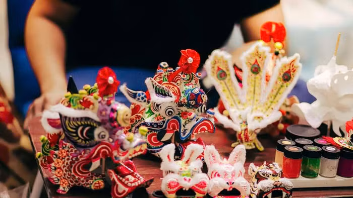 Những chú lân mini với diện mạo sinh động, vừa mang tính thẩm mỹ cao, vừa mang ý nghĩa văn hóa - tinh thần sâu sắc. Ảnh: NVCC.