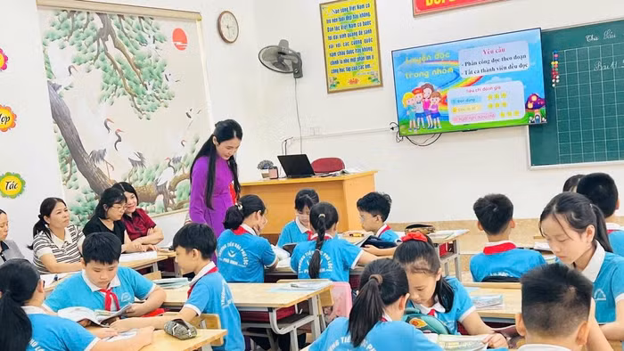Việc số hóa giúp giáo viên Trường Tiểu học Phú Lộc dành nhiều thời gian hơn cho chuyên môn, đổi mới phương pháp dạy học và hỗ trợ học sinh.