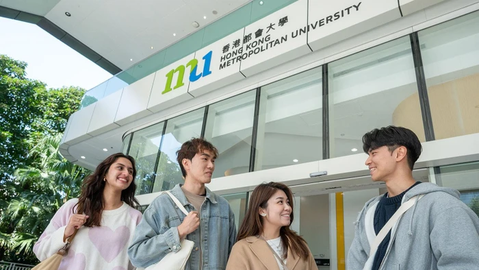 Nhiều người làm giả bằng cấp để theo học tại Hồng Kông.