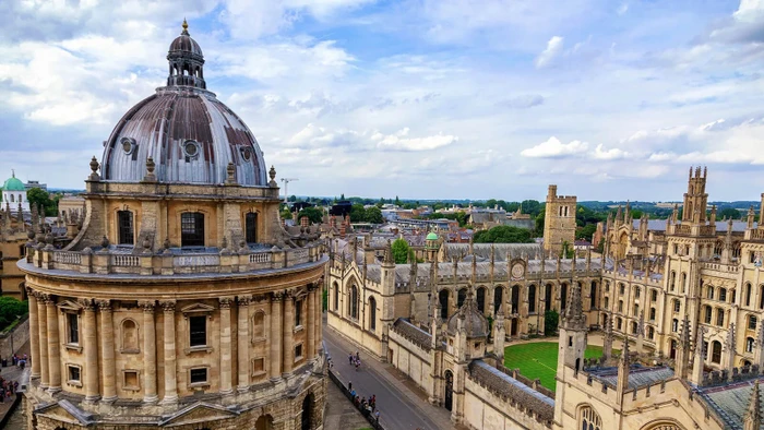 Đại học Oxford, Anh tiếp tục giữ vị trí đầu trong bảng xếp hạng đại học thế giới.