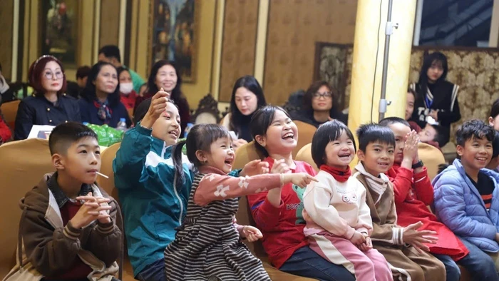 Chi hội Gia đình trẻ bại não - nơi các em được vui chơi, giao lưu trong không khí ấm áp, sẻ chia.